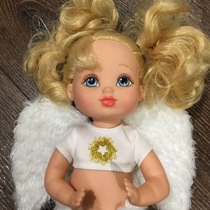 2003 MGA entertainment talking / praying angel